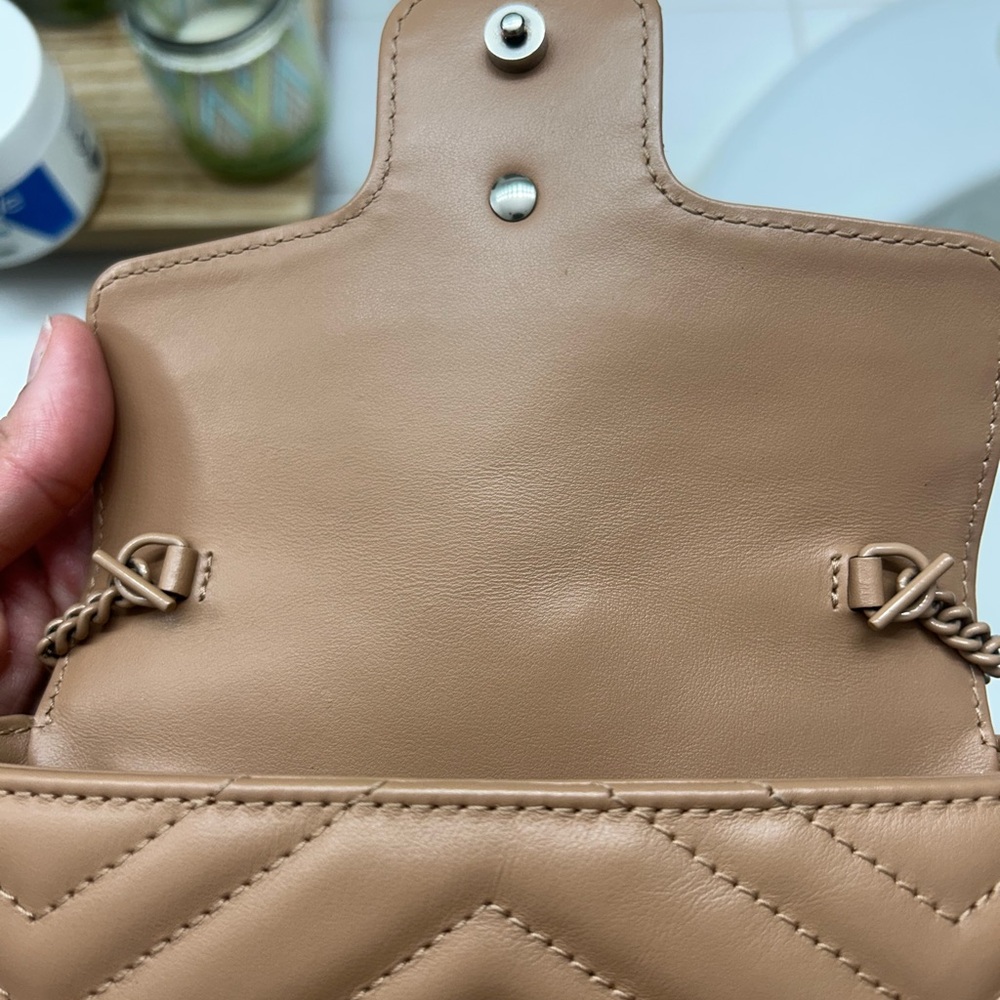Gucci Tan Quilted Leather Shoulder Bag - Picture 4 of 6